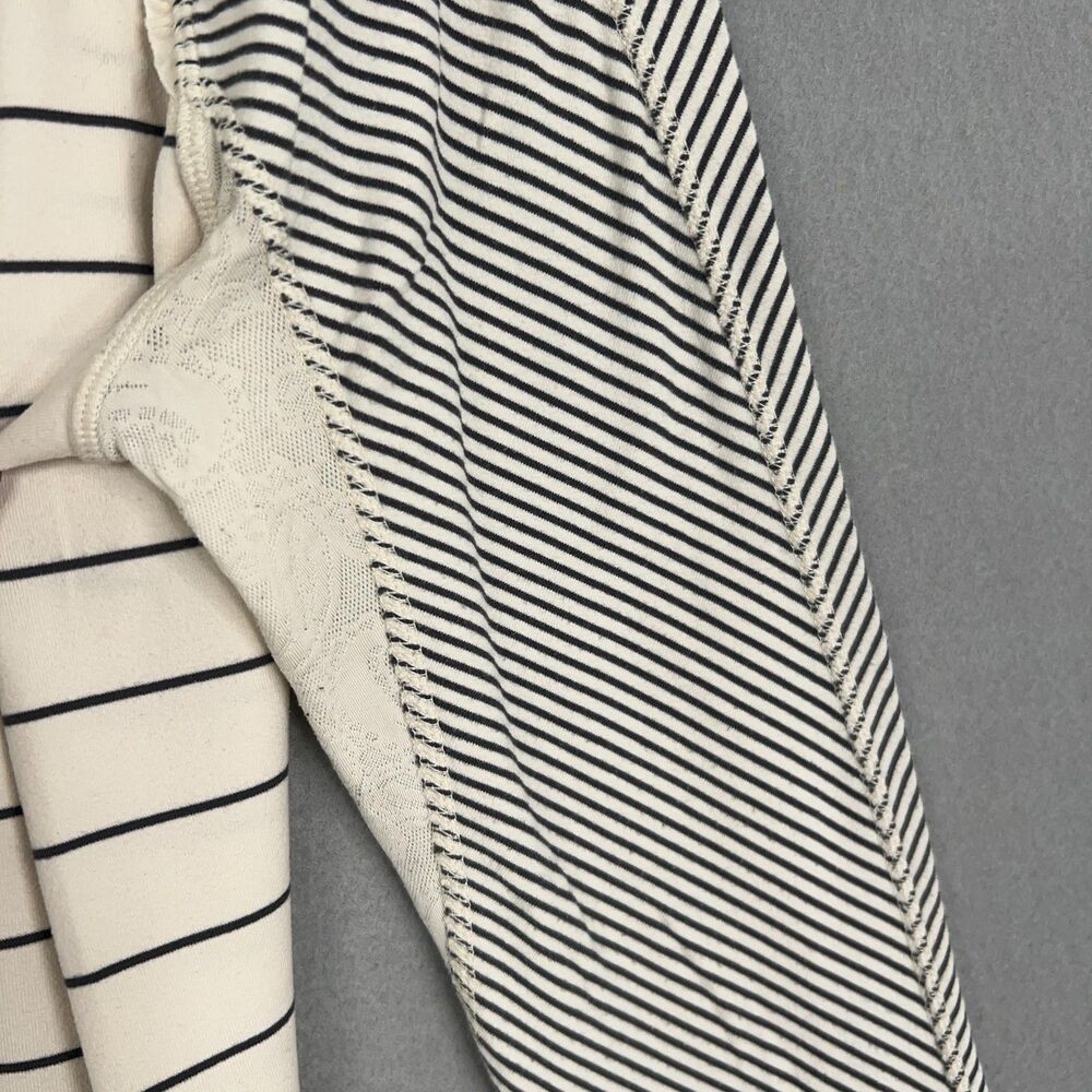 Lululemon Shirt Womens 6 Beige Stripe Full Tilt Long Sleeve Angel Wing - Picture 7 of 15